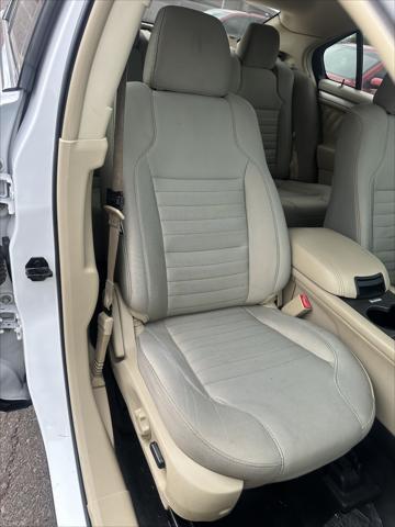 2015 ford taurus se