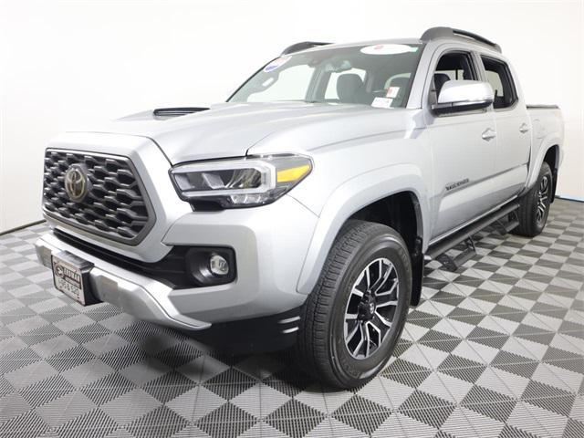 2022 toyota tacoma trd sport