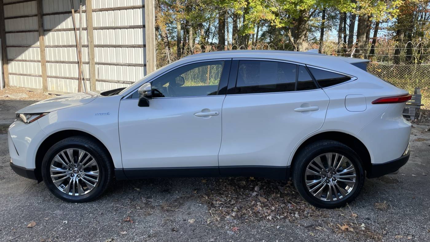2021 toyota venza xle