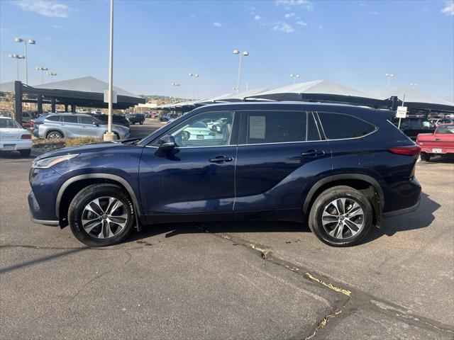 2021 toyota highlander xle