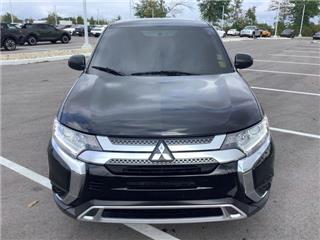 2020 Mitsubishi Outlander es