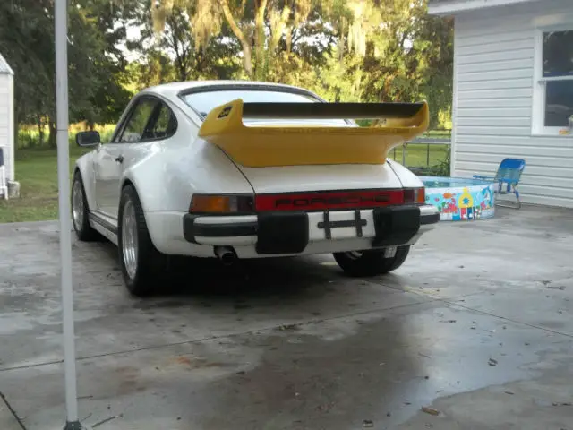 porsche 911s coupe