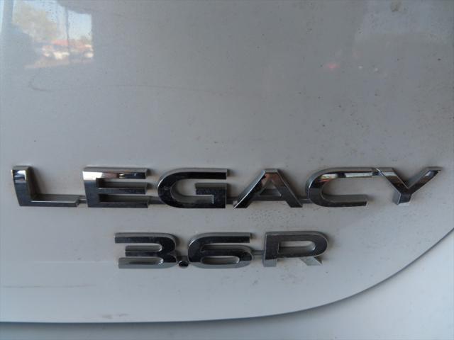 2016 subaru legacy limited