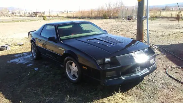 1986 chevrolet camaro iroc-z 5.0