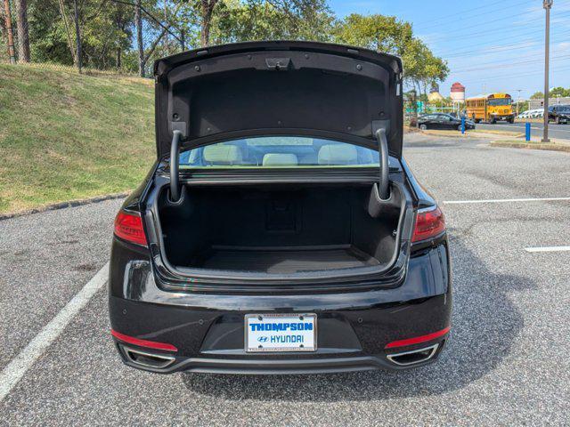 2018 kia cadenza premium