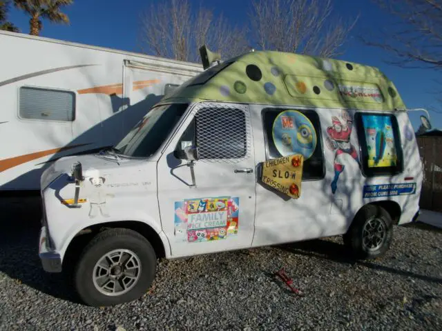 ice cream / festival snacks vending truck van