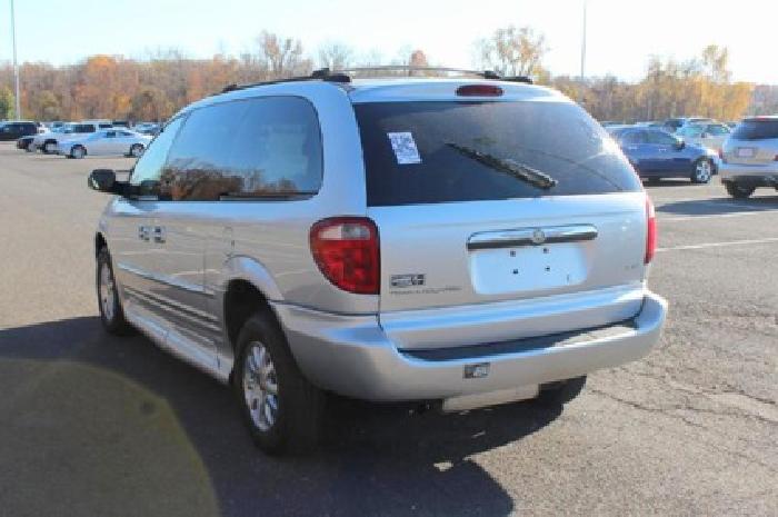 2002 chrysler town & country conversion wheelchair van for sale in westbury, ny