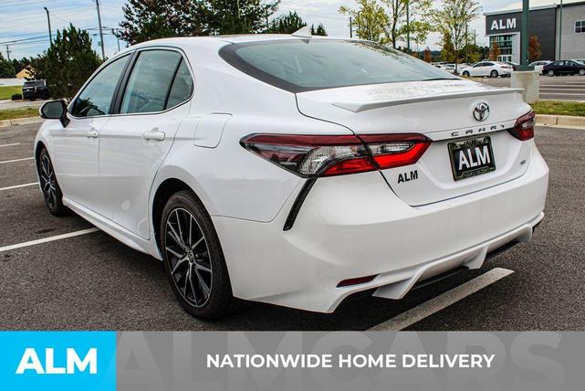2022 toyota camry se