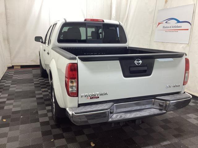 2016 nissan frontier sv
