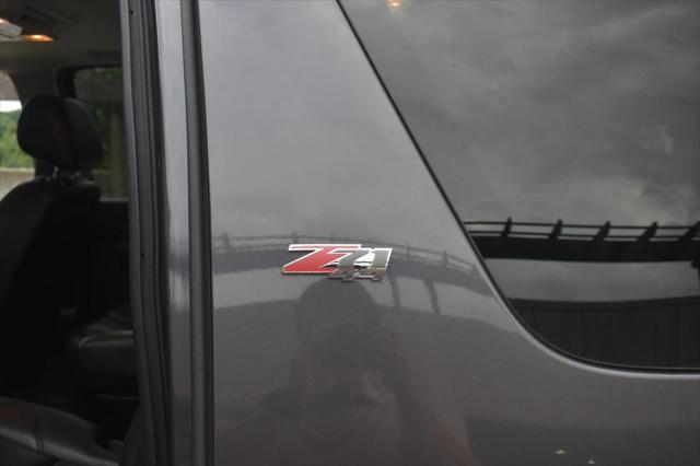 2011 chevrolet suburban 1500 lt