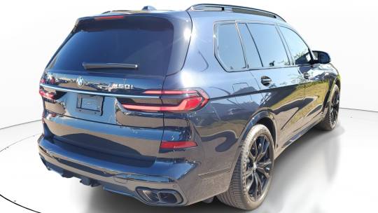 2024 BMW X7