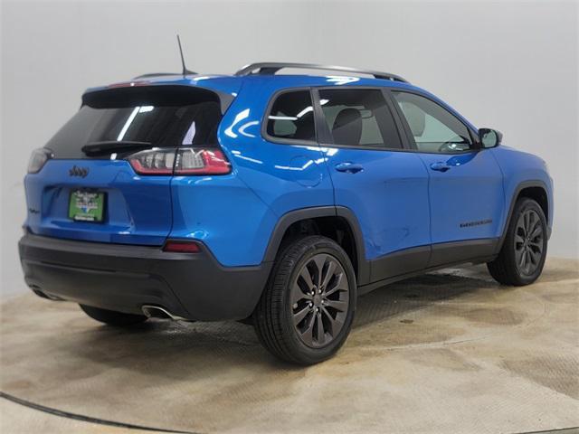 2021 jeep cherokee latitude lux