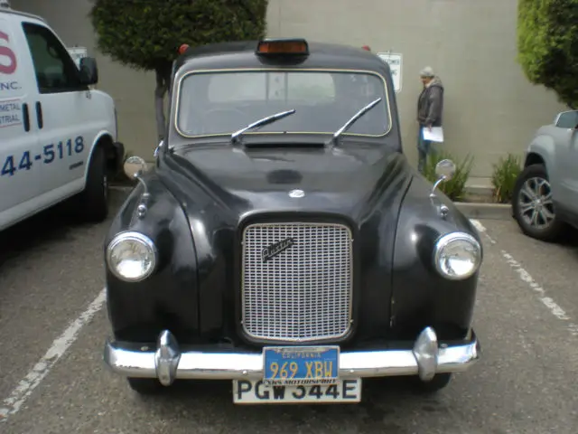 1967 austn fx4 london taxi cab