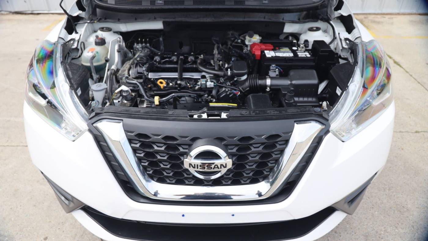 2019 nissan kicks sr