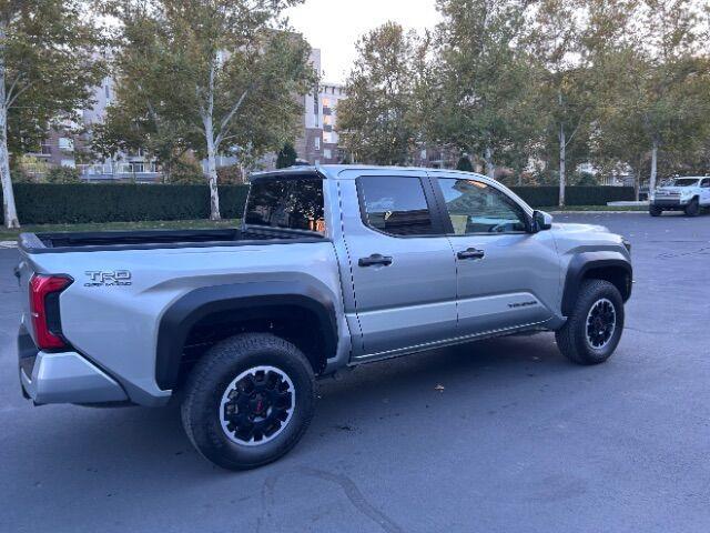 2024 toyota tacoma trd sport