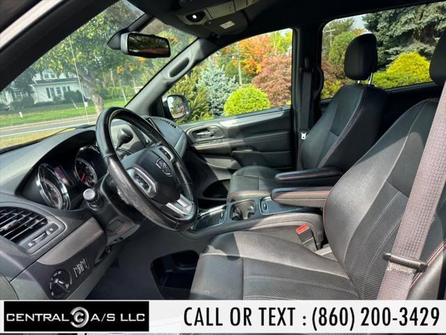 2019 dodge grand caravan gt