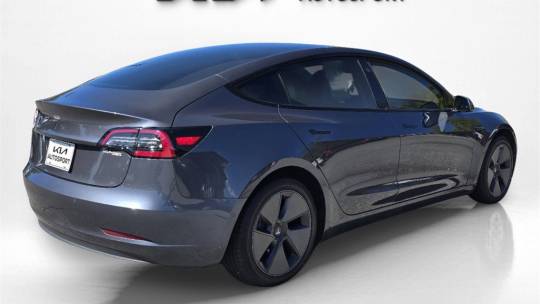 2021 Tesla Model 3 standard range plus