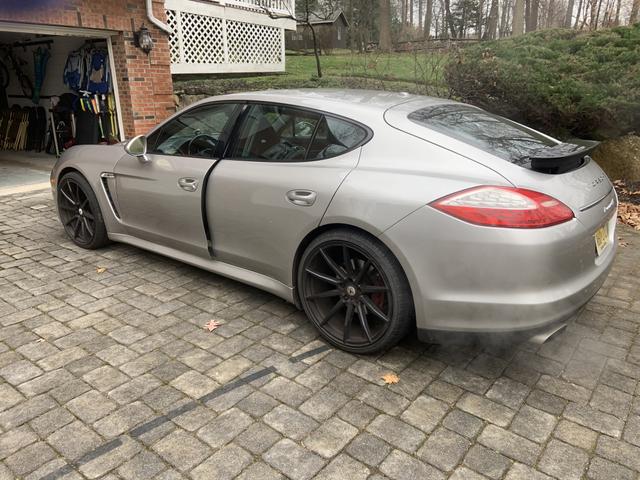 2012 porsche panamera 4