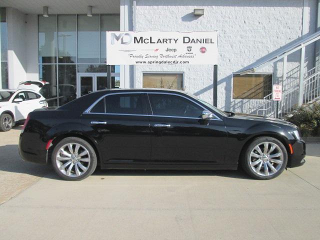 2020 chrysler 300 limited