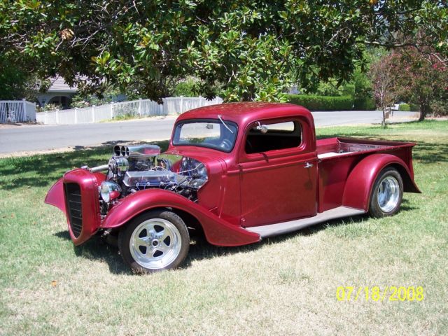 1935 ford model a truck