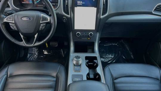 2021 Ford Edge