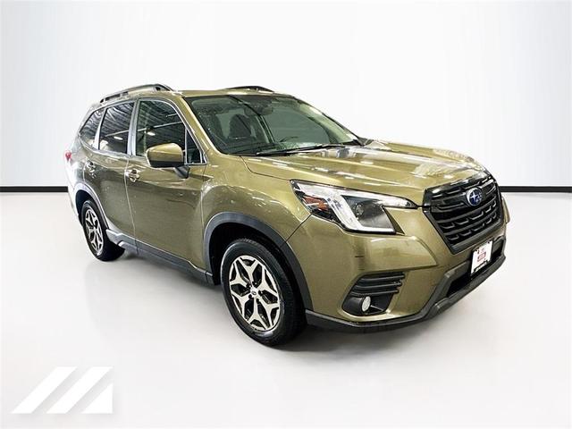 2022 subaru forester premium