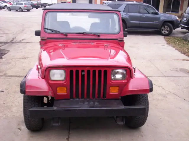 jeep wrangler 4x4 4.0 l softtop full doors stickshift manual trans low miles nr