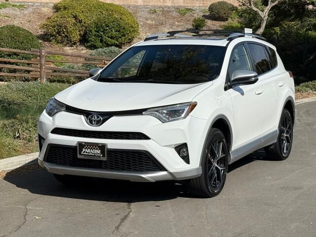 2016 toyota rav4 se