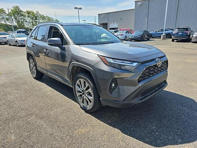 2023 toyota rav4 xle premium