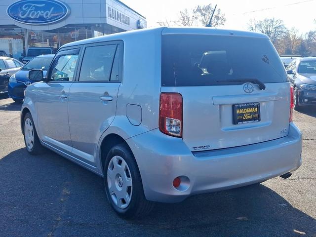 2012 scion xb base