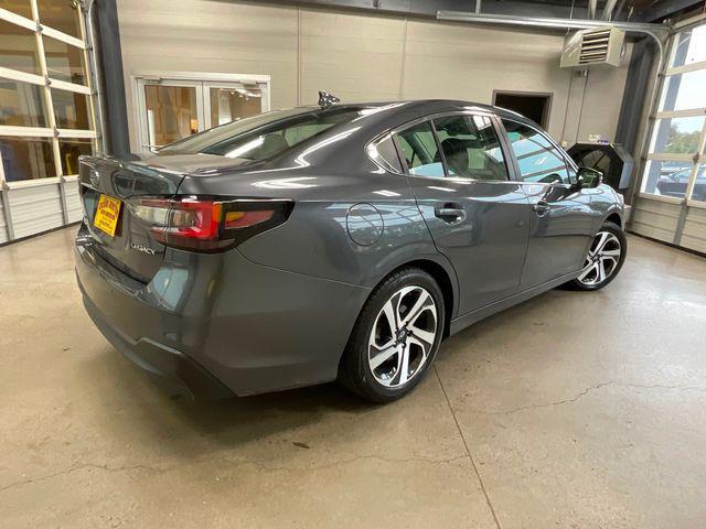 2021 subaru legacy limited