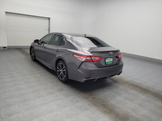 2019 toyota camry se