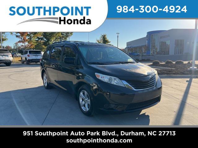 2014 toyota sienna le