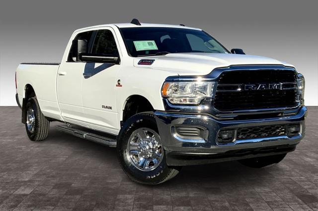 2020 ram 3500 big horn crew cab 4x4 8 box