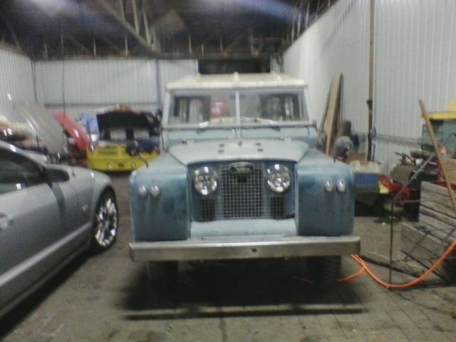 1967 land land rover series 2 from puerto rico...so not rusty :-)