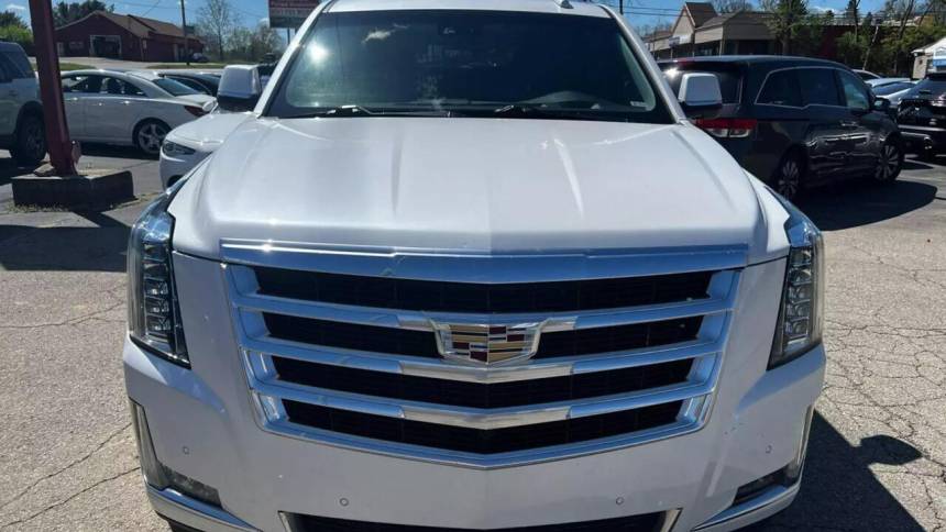 2018 cadillac escalade luxury