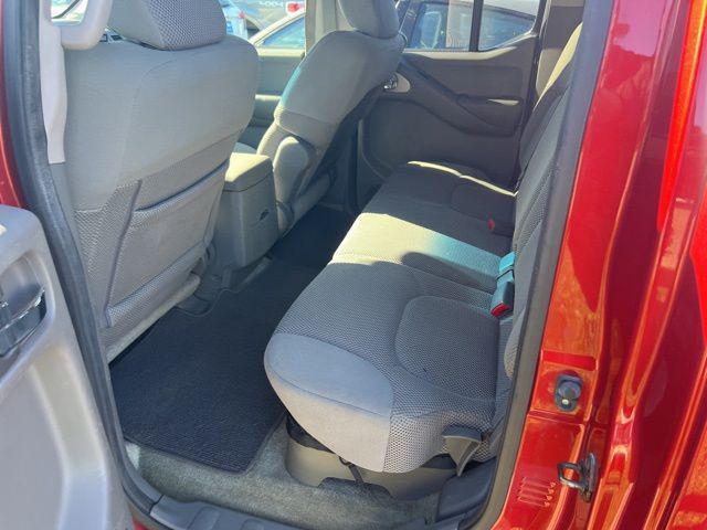 2014 nissan frontier sv
