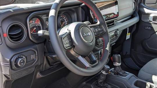 2024 Jeep Gladiator