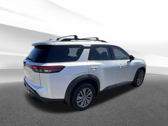2022 nissan pathfinder sv 4wd