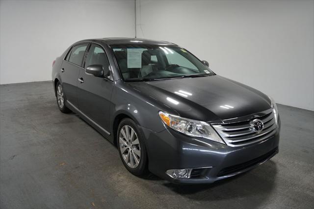 2011 toyota avalon limited
