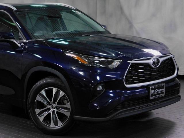 2022 toyota highlander xle