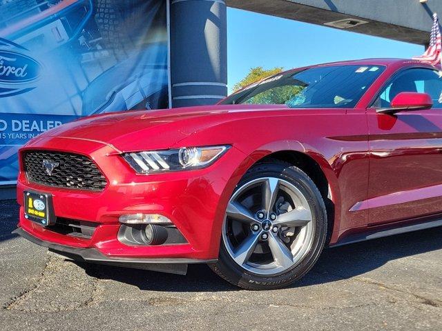 2015 ford mustang v6