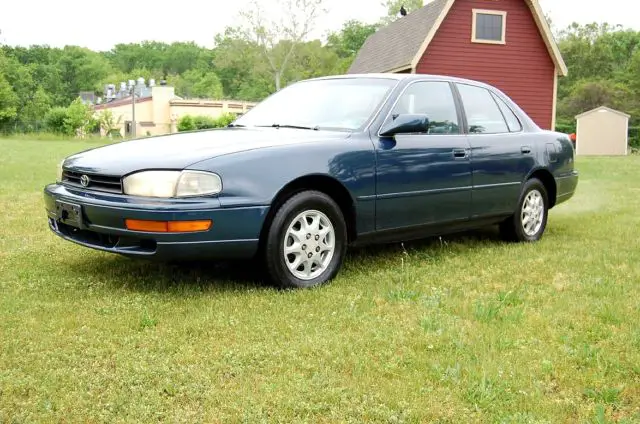 nice, clean low mileage 1992 toyota camry xle, 2.2 liter 4 cyl, auto trans, 78k