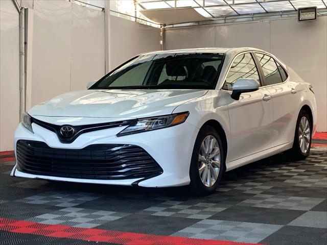 2020 toyota camry le