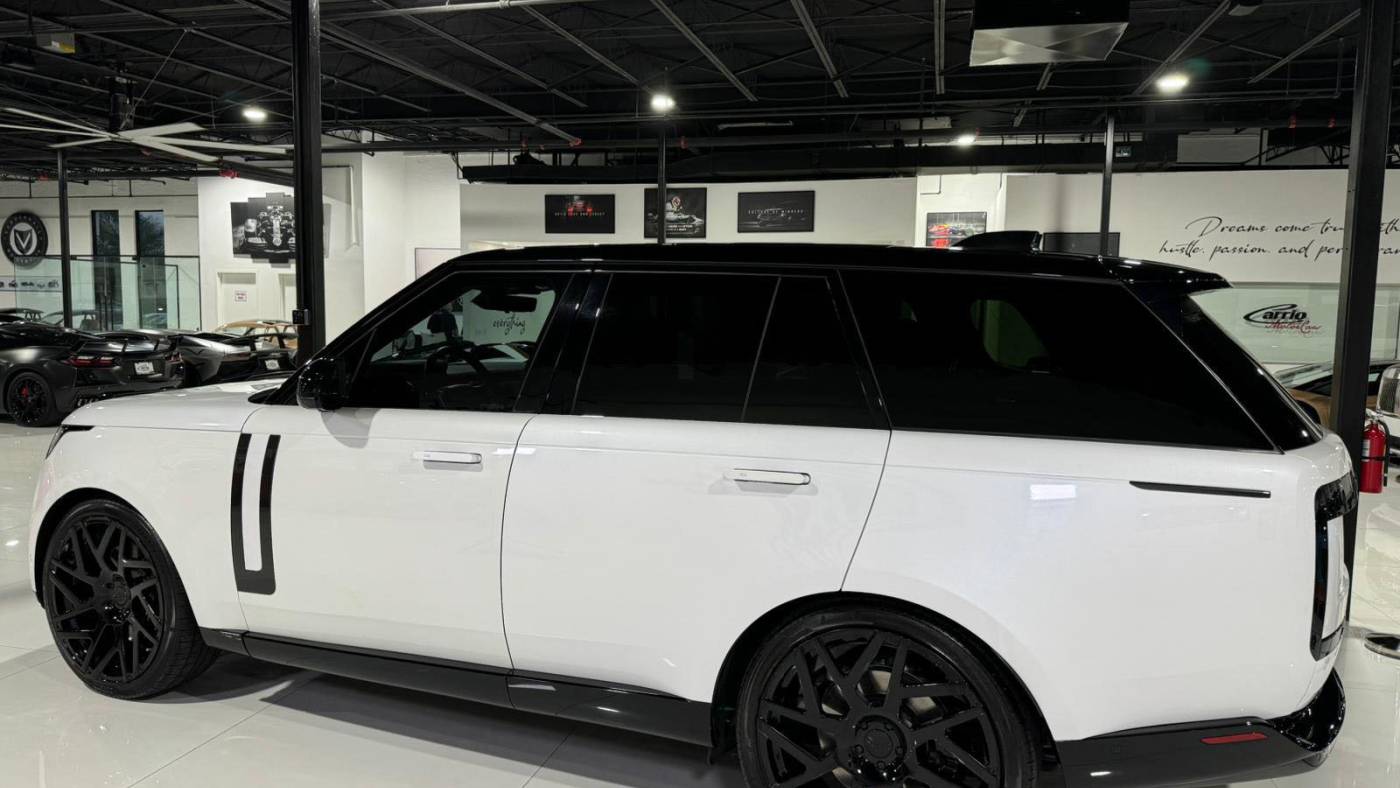 2023 land rover range rover p530 se