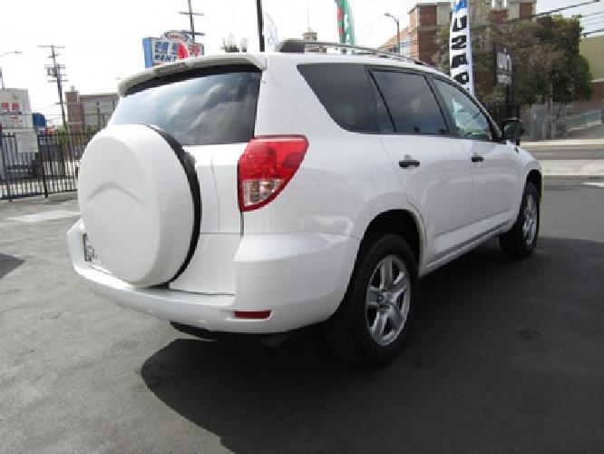 2007 toyota rav-4 white 65,880 mile in los angeles, ca