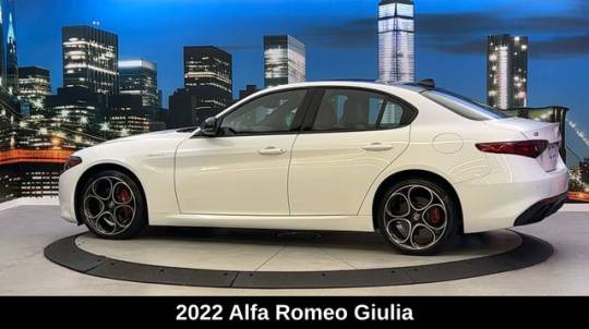 2022 alfa romeo giulia veloce