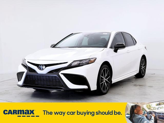 2024 toyota camry se