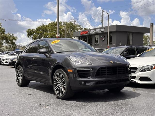 2018 porsche macan base