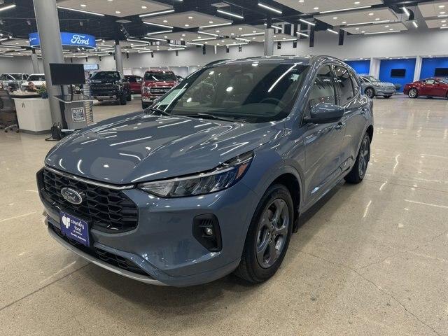 2024 ford escape st-line select
